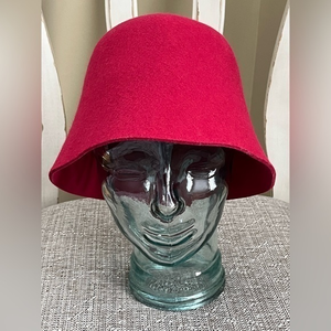 Anthropologie Fuchsia Pink Wool Felt Bucket‎ Hat One Size